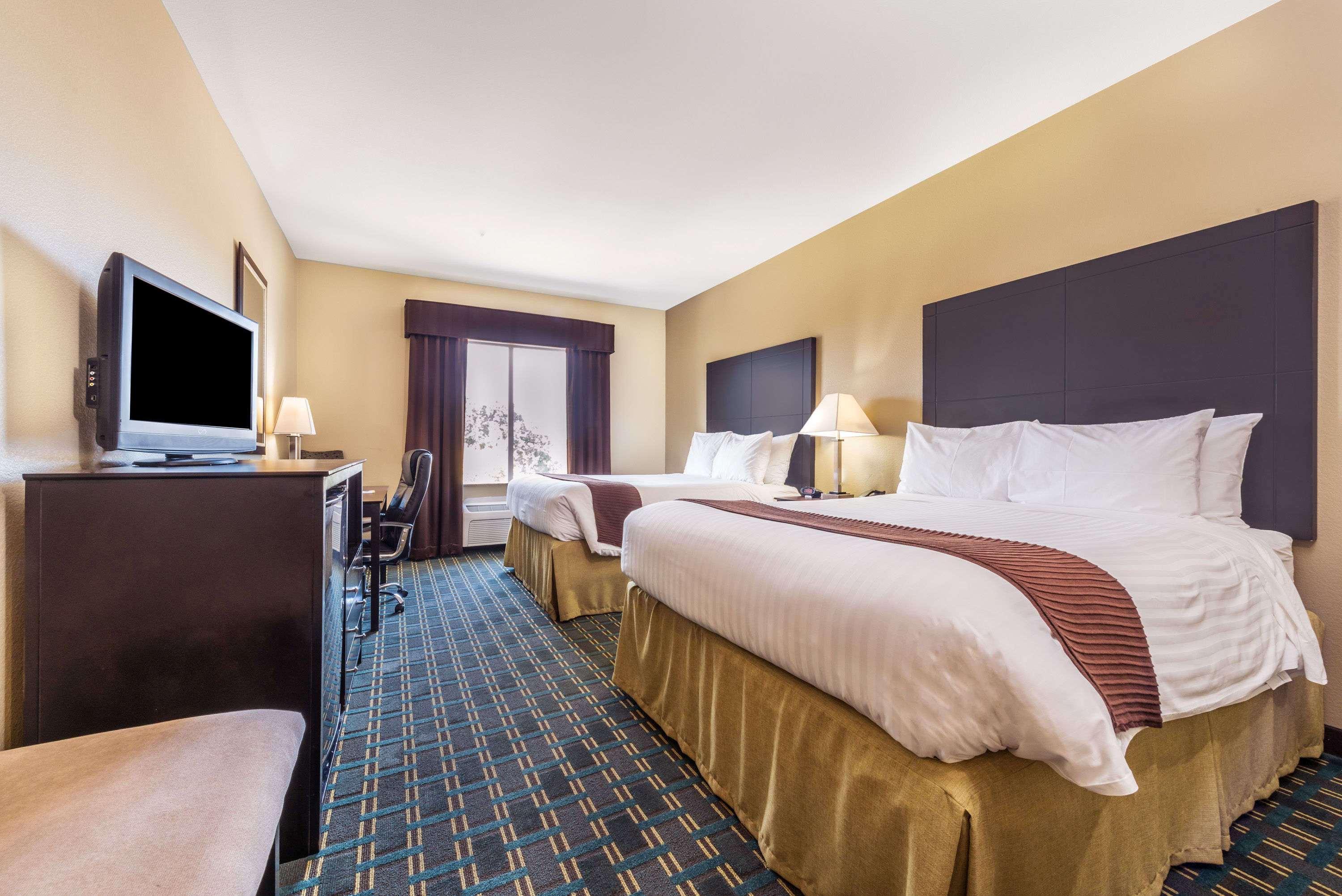 Days Inn & Suites by Wyndham Mineral Wells Exterior foto